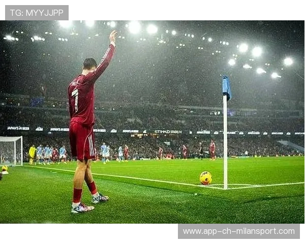 利物浦在传球训练中强调“传球后的立即压迫”以实现快速夺回球权