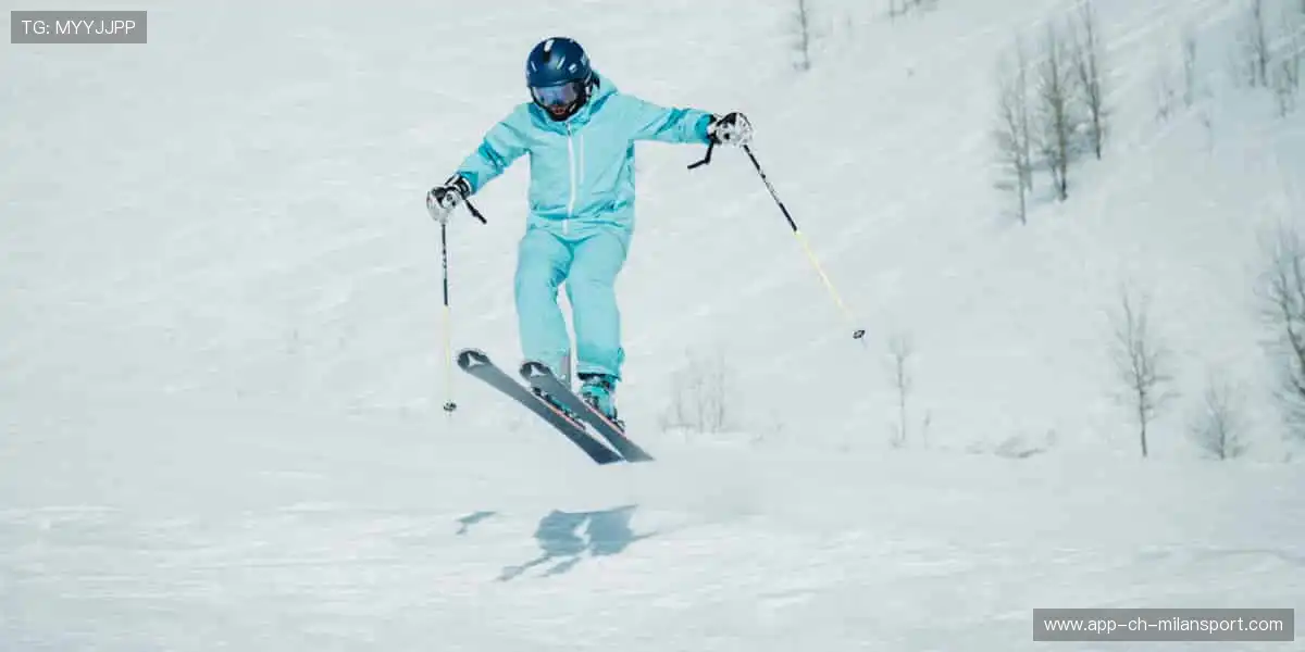 装备你的运动生活！🎯 从潮流服饰到专业器材，一站式满足你的热爱！